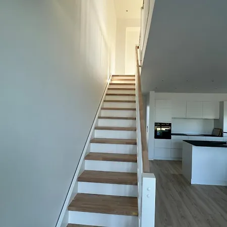 Casora - 3b Horizon House *
